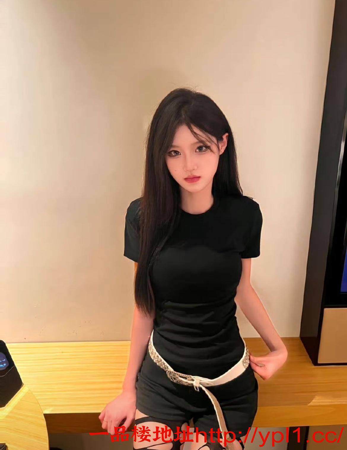 童颜巨乳高颜值女神淫语调情一流