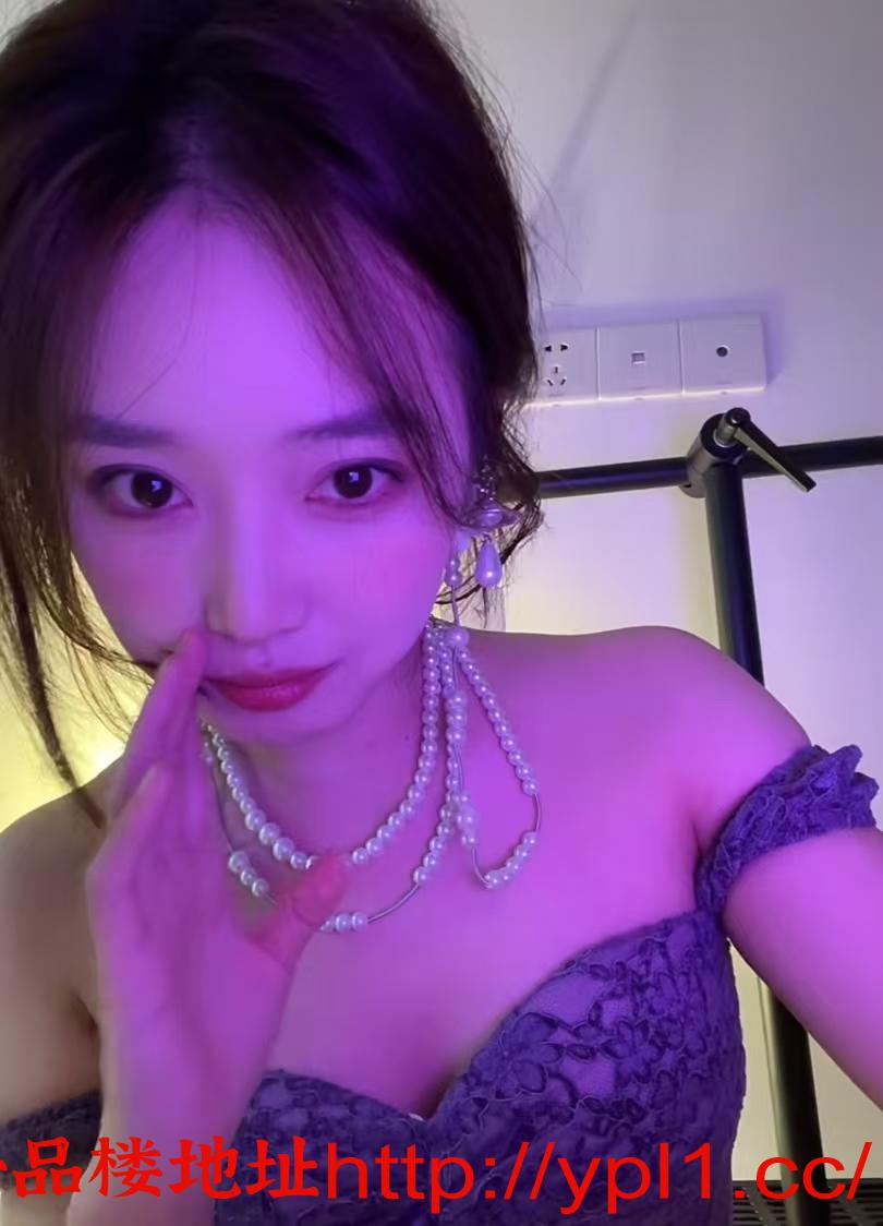 舌头灵活深喉毫无齿感