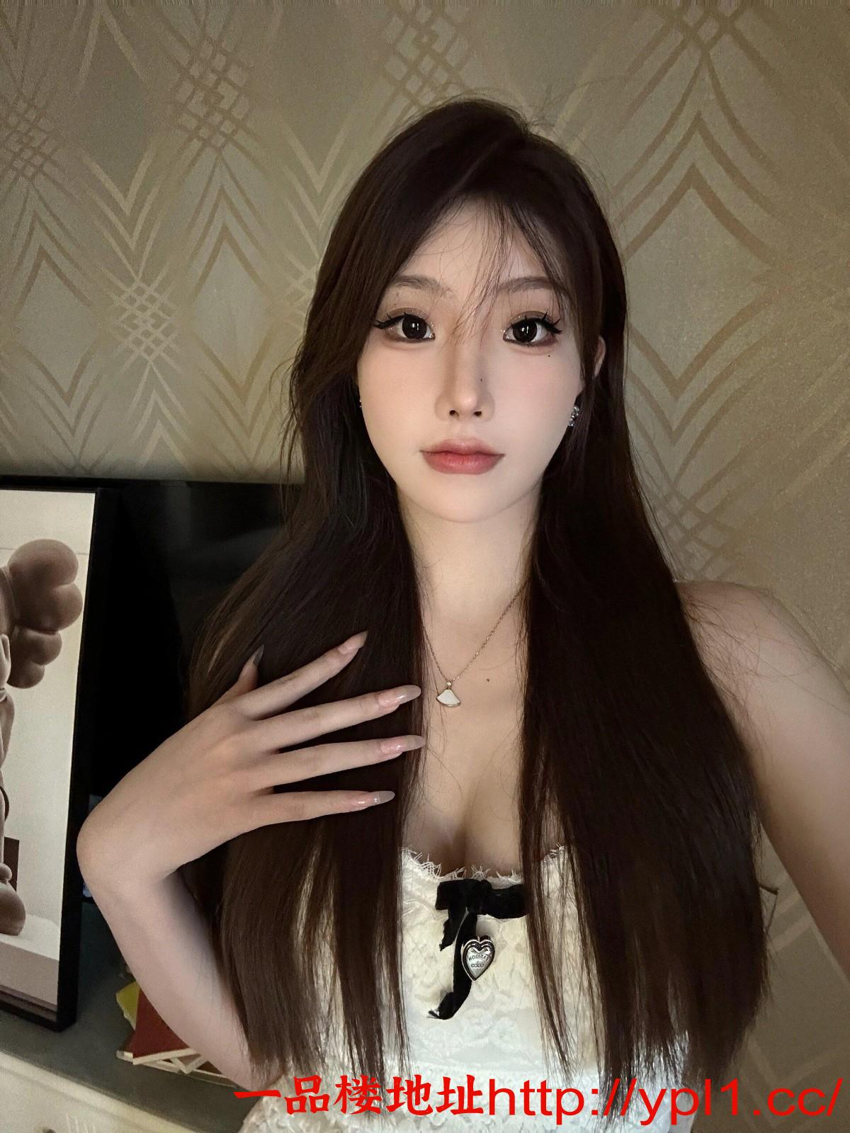 欲学妹刚下海敏感水多易喷潮