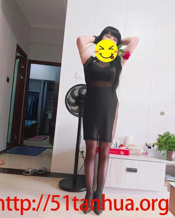 双流金毛少妇