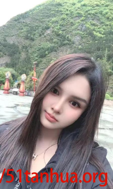 大咪咪小奶猫