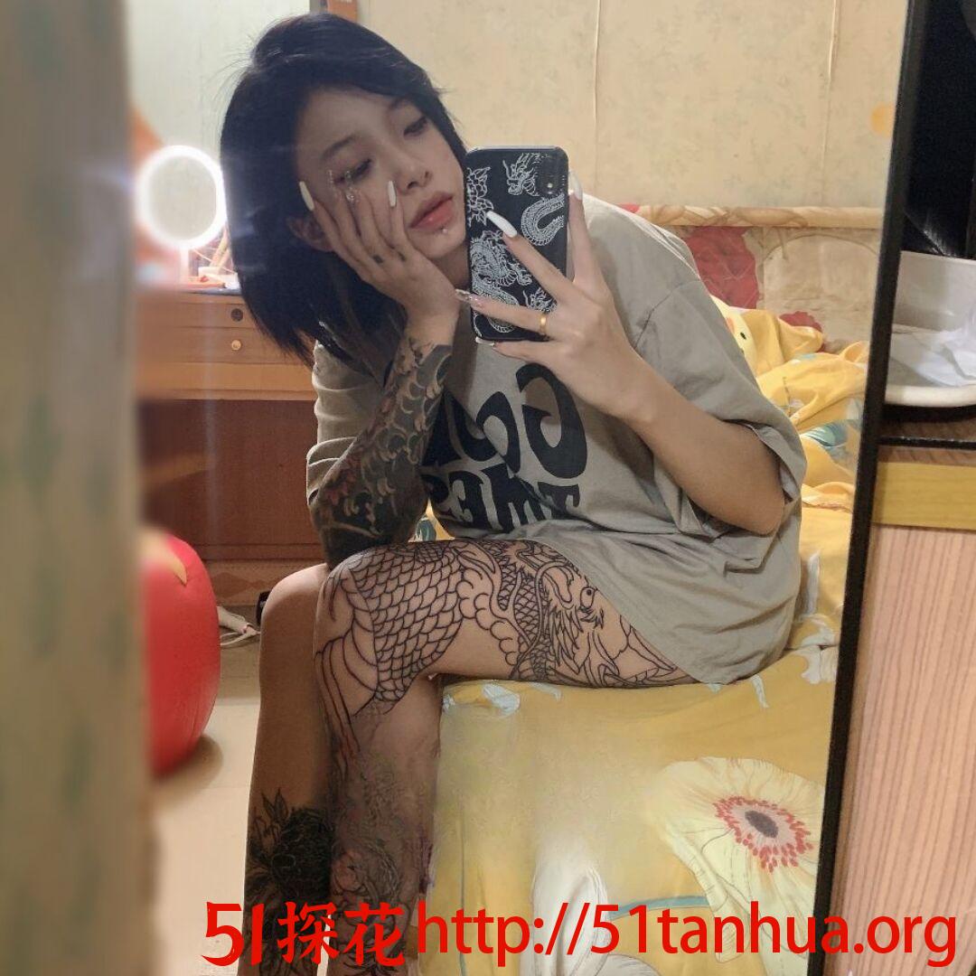年轻小姐姐