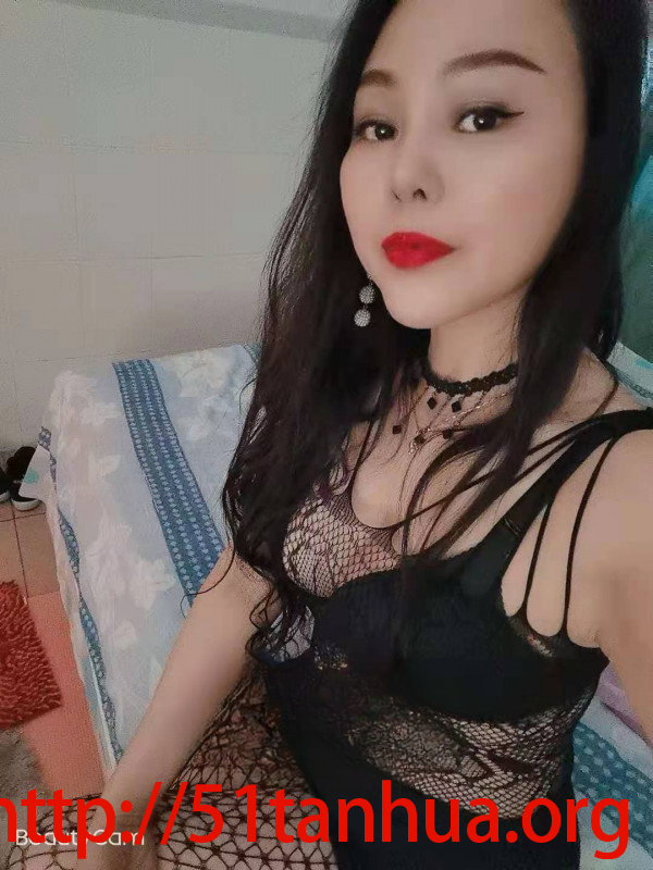 制服大奶少妇